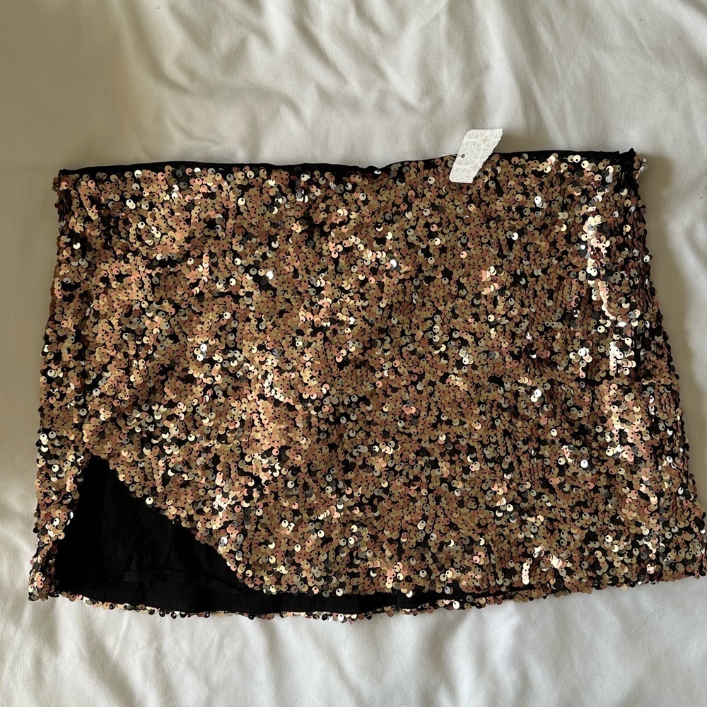 Free People NWT Annalise Sequin Mini in Multi Combo Size 4 - Picture 2 of 9
